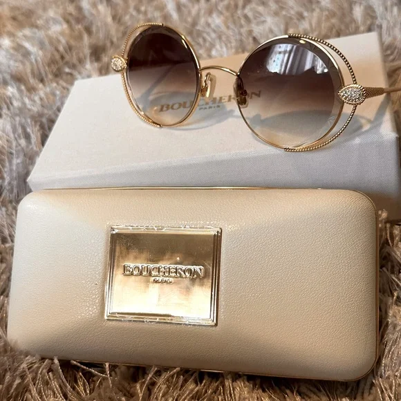 Boucheron | Accessories | Authentic Boucheron Paris  display picture 1